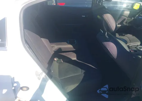 2013 Chrysler 200 Lx z USA, uszkodzony, nr VIN 1C3CCBAB7DN685577